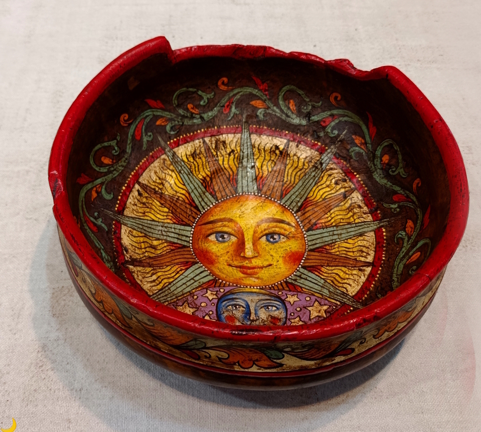 Сундук старинный