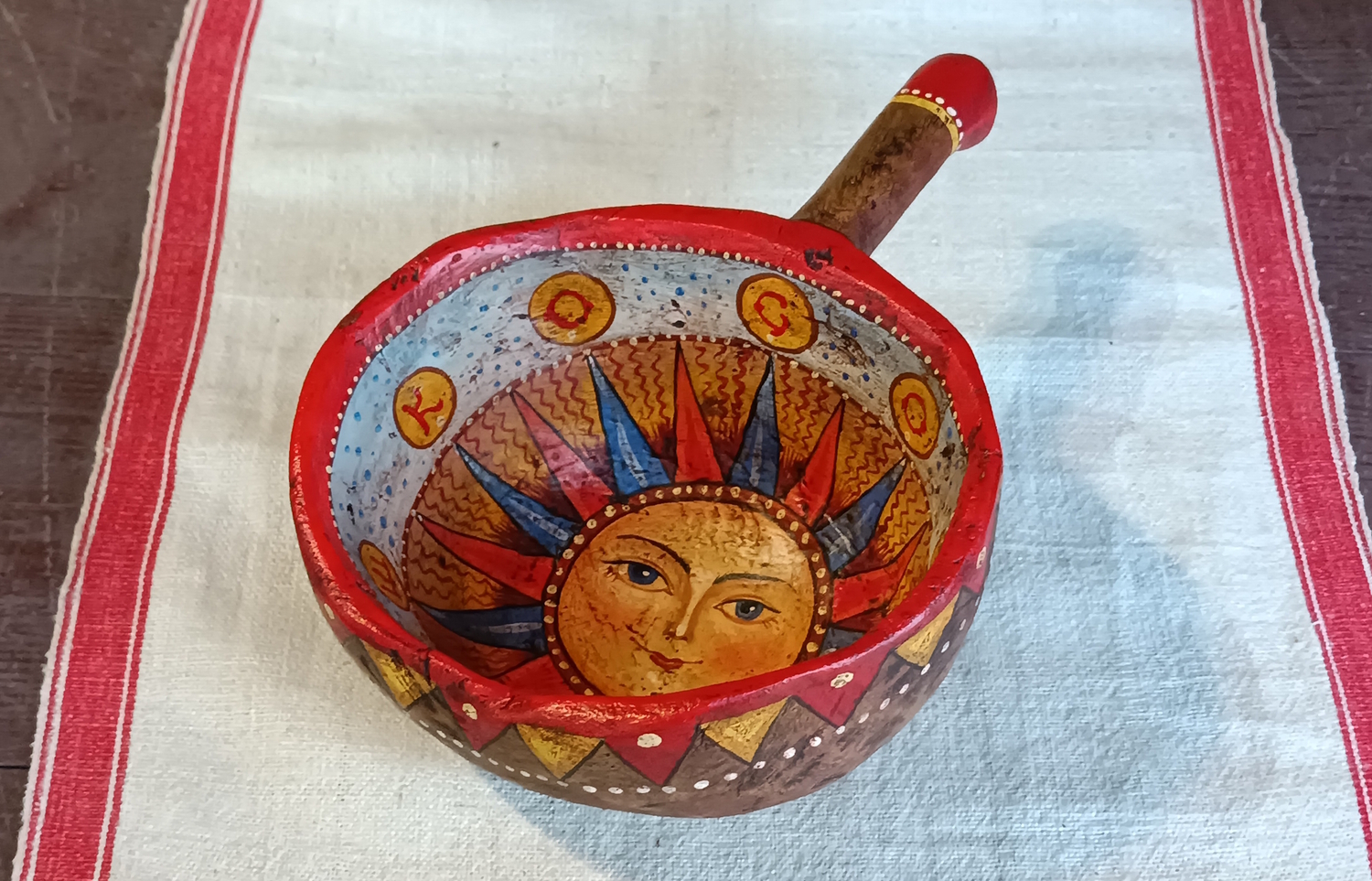 Ковшик&nbsp; "Солнце"&nbsp; старинный деревянный&nbsp; с ручной росписью