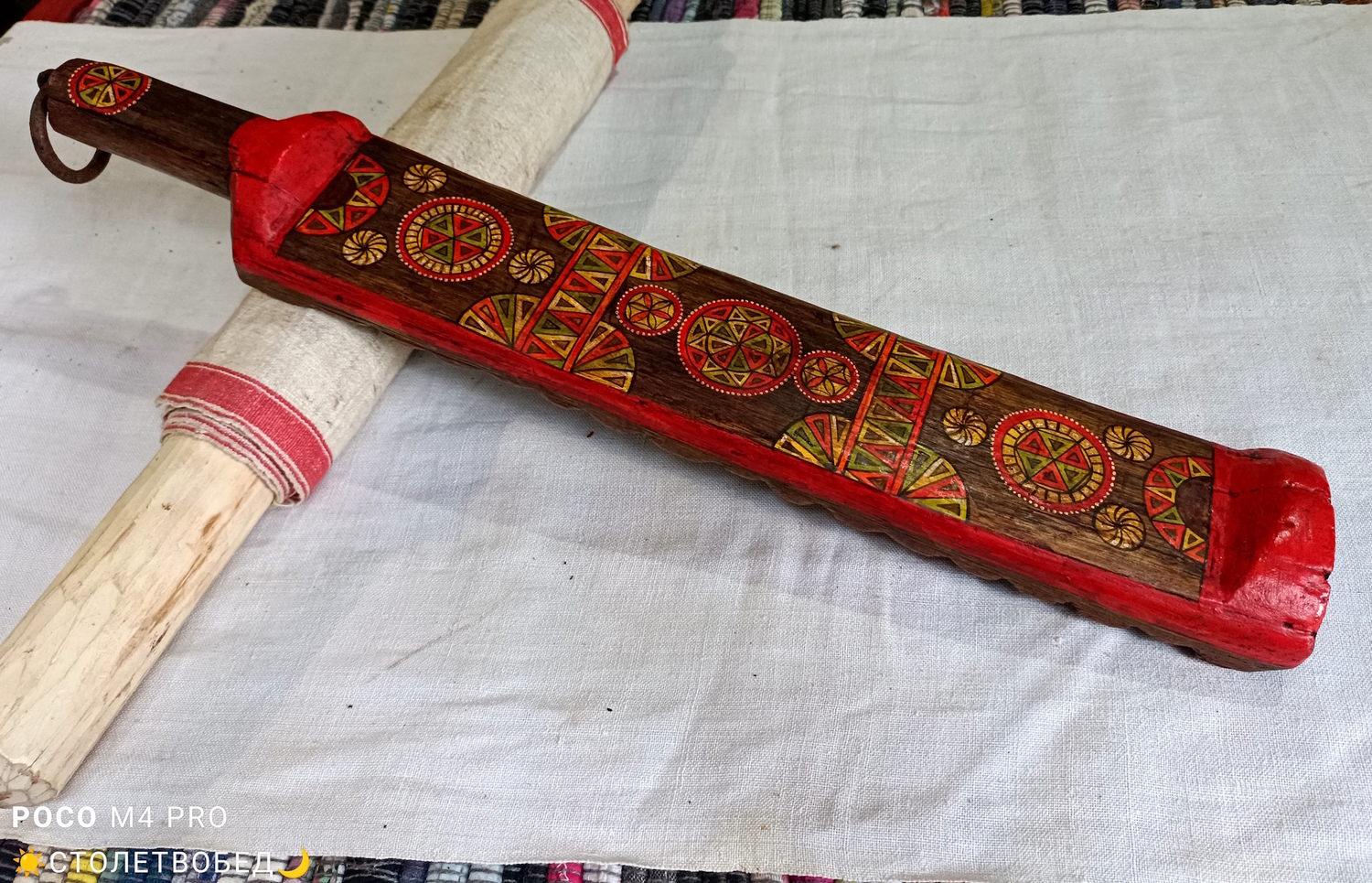 Рубель "Солярные знаки" старинный деревянный, с ручной росписью (большой)