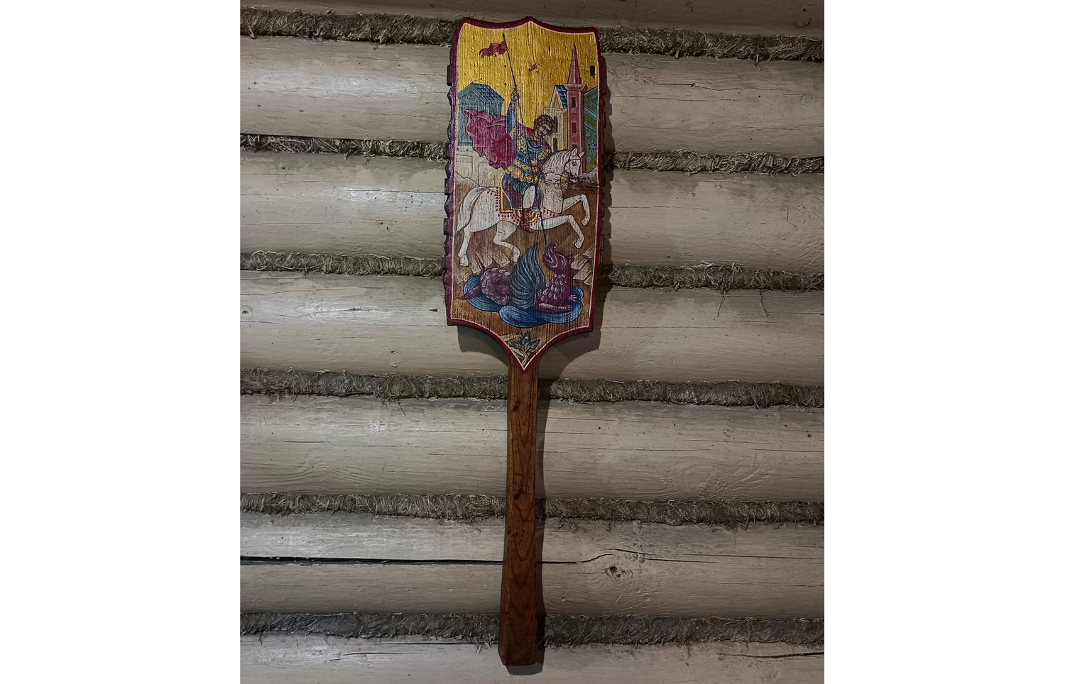 Панно "Георгий Победоносец" на старинной деревянной прялке с ручной росписью