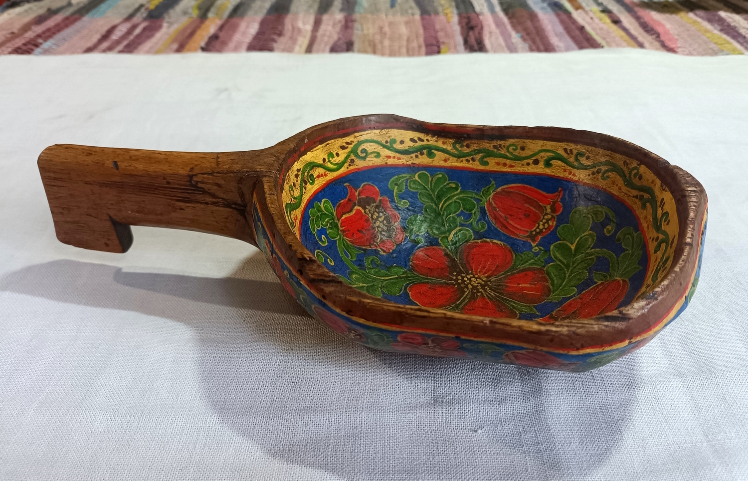 Ковш "Маки" старинный деревянный с ручной росписью (по мотивам подарочного ковша) 