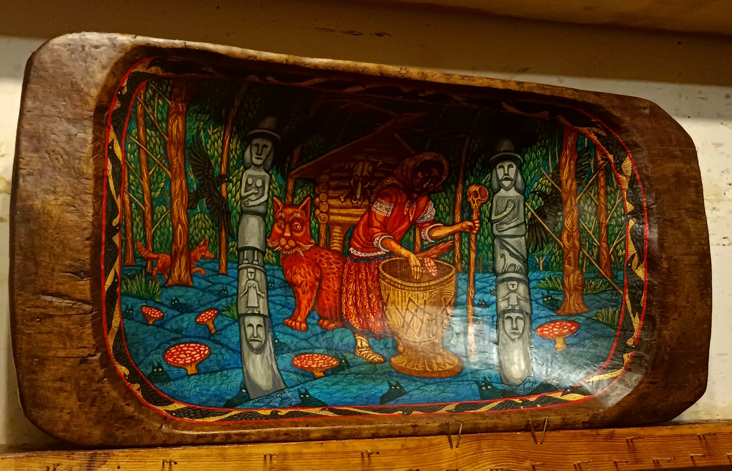 Картина "Баба Яга и Кот Баюн" на&nbsp;старинном деревянном корыте (средняя, горизонтальная)